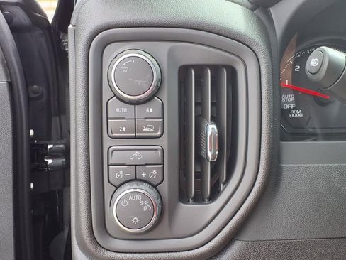 New 2026 Chevrolet Silverado 1500 Custom AWD/4WD image 16