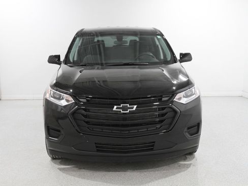 Used 2020 Chevrolet Traverse LS w/ LPO, Black Accent Package image 2