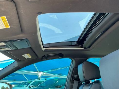 Used 2019 Honda Accord Sport image 10