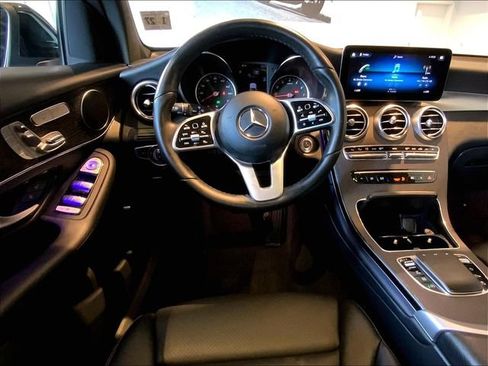 Used 2022 Mercedes-Benz GLC 300 4MATIC image 11