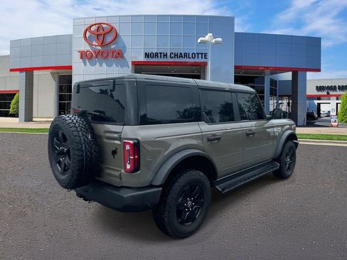 Used 2025 Ford Bronco Outer Banks AWD/4WD image 8