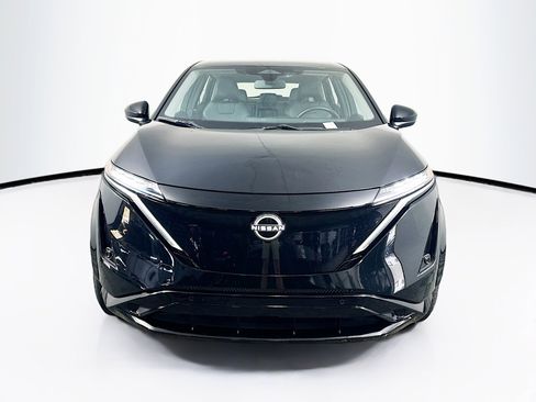Used 2023 Nissan Ariya FWD image 2