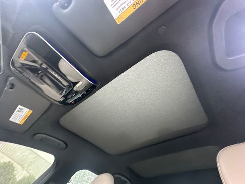 New 2026 Mercedes-Benz C 300 Sedan image 33
