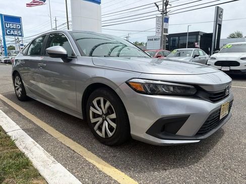 Used 2022 Honda Civic LX image 2