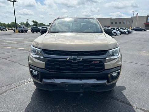 Used 2022 Chevrolet Colorado Z71 AWD/4WD image 4