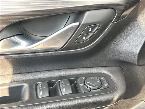 Certified 2022 GMC Terrain SLE w/ Driver Convenience Package FWD image 21