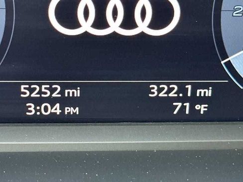 Used 2025 Audi Q3 2.0T Premium w/ Black Optic Sport Package AWD/4WD image 24