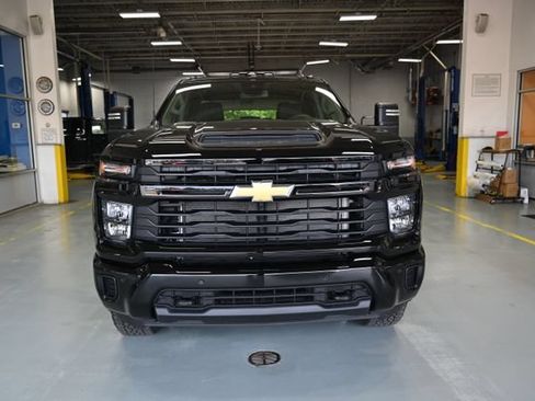 New 2026 Chevrolet Silverado 2500 Custom w/ Custom Value Package AWD/4WD image 2
