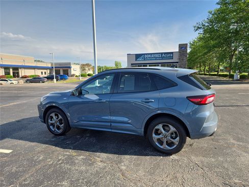 Used 2023 Ford Escape ST-Line Select AWD/4WD image 25