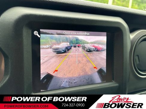 Used 2021 Jeep Gladiator Sport AWD/4WD image 17