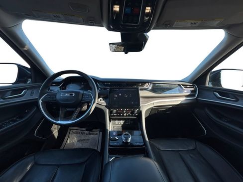 Used 2022 Jeep Grand Cherokee Limited 4xe w/ Luxury Tech Group II image 19