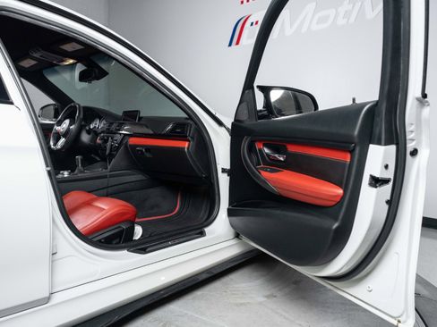 Used 2015 BMW M3 RWD image 64