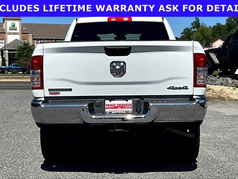 Used 2023 RAM 2500 Big Horn w/ Level 1 Equipment Group AWD/4WD image 4