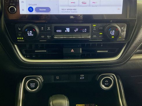 Used 2024 Toyota Grand Highlander AWD image 21