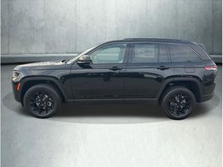 New 2026 Jeep Grand Cherokee Altitude video 2