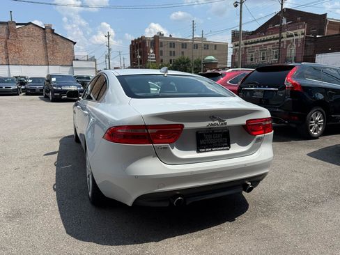 Used 2017 Jaguar XE First Edition AWD/4WD image 4