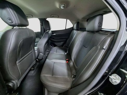Used 2024 Buick Encore GX Preferred FWD image 23