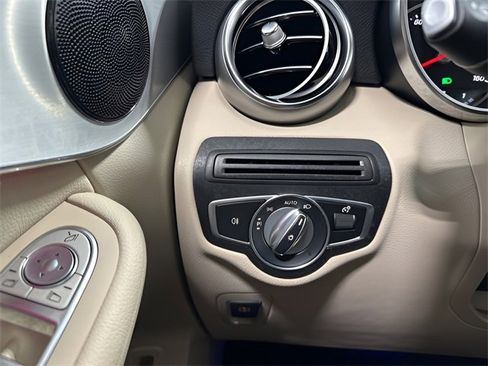 Certified 2022 Mercedes-Benz GLC 300 4MATIC image 16