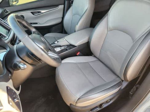 Used 2023 INFINITI QX50 Luxe image 12