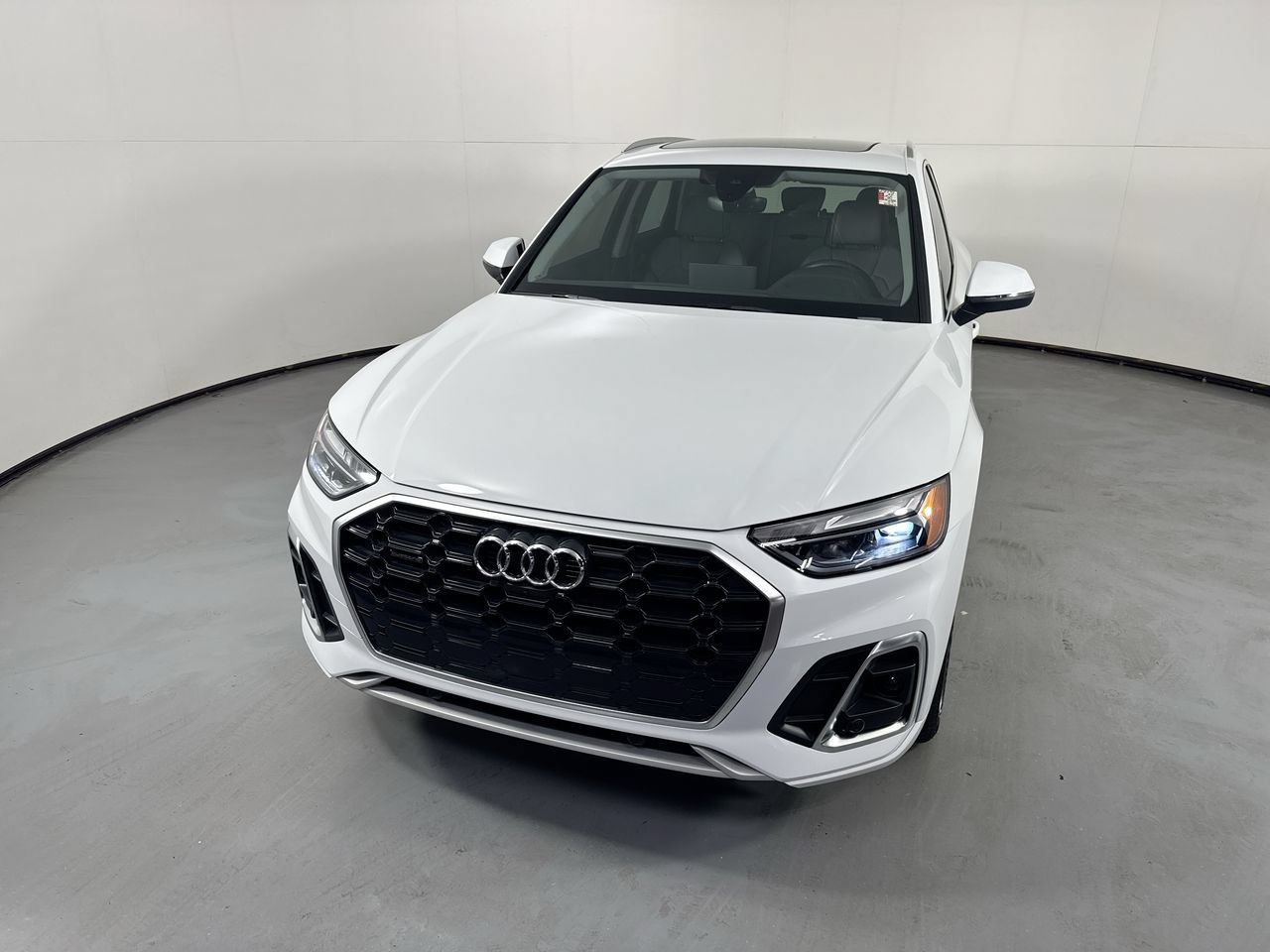 Used 2024 Audi Q5 2.0T Premium Plus AWD/4WD image 32