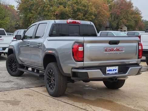 New 2026 GMC Canyon Elevation w/ Convenience Package image 3