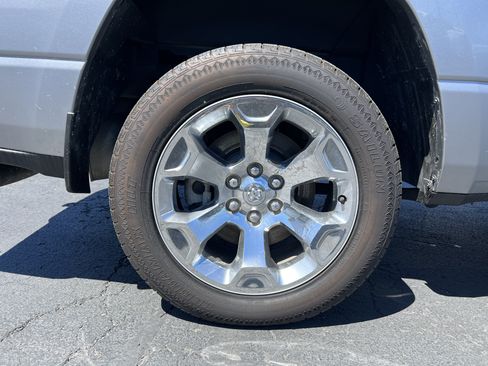 Used 2022 RAM 1500 Big Horn AWD/4WD image 11