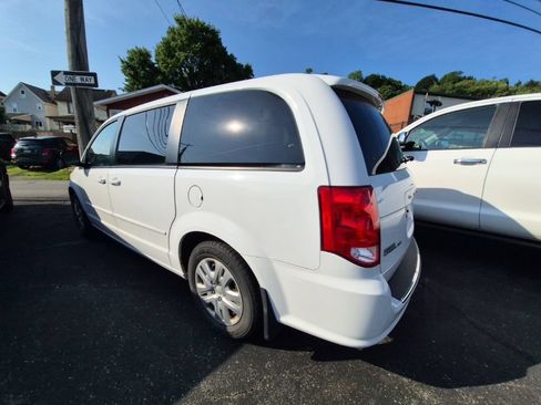 Used 2017 Dodge Grand Caravan SE w/ Power Window Group FWD image 5