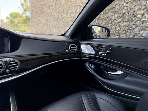 Used 2015 Mercedes-Benz S 63 AMG 4MATIC Sedan image 33