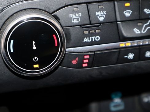 Certified 2023 Ford Escape ST-Line Select image 4