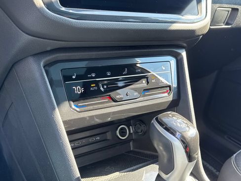 Certified 2023 Volkswagen Tiguan SE R-Line FWD image 17