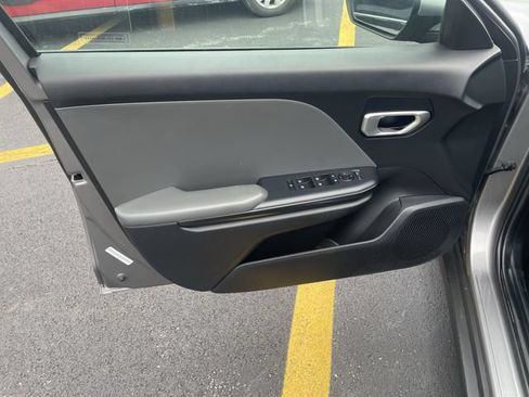 Used 2025 Kia K4 FWD image 14