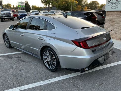 Used 2020 Hyundai Sonata Limited FWD image 3