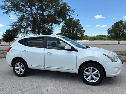 Used 2011 Nissan Rogue SV FWD image 62