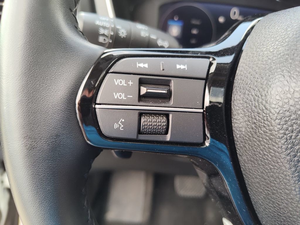 Used 2023 Honda Pilot Elite image 26