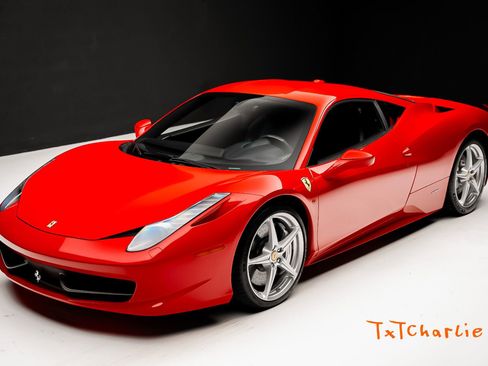 Used 2011 Ferrari 458 Italia Coupe image 1