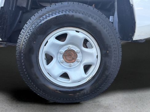 Used 2022 Toyota Tacoma SR RWD image 15