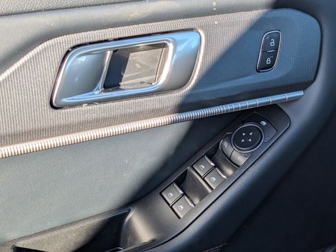 New 2026 Ford Explorer ST-Line image 21