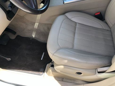 Used 2014 Mercedes-Benz GL 450 4MATIC image 15