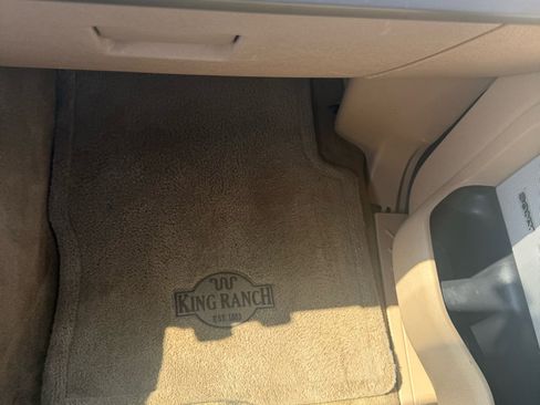 Used 2011 Ford F150 King Ranch image 23