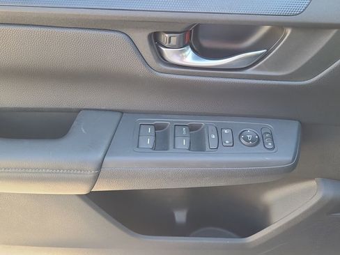 Used 2024 Honda CR-V LX image 12