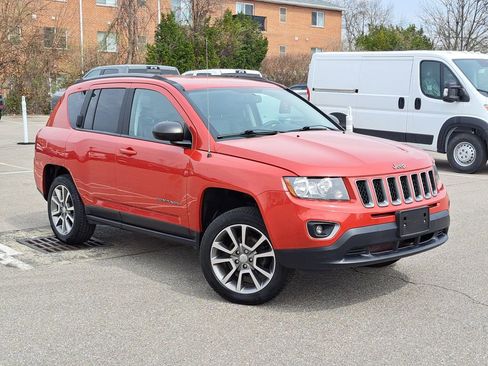 Used 2017 Jeep Compass Sport w/ Power Value Group AWD/4WD image 29