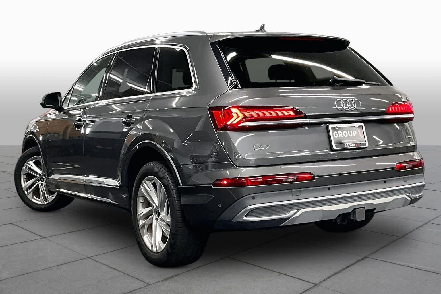 Used 2023 Audi Q7 3.0T Premium Plus w/ Premium Plus Package AWD/4WD image 11