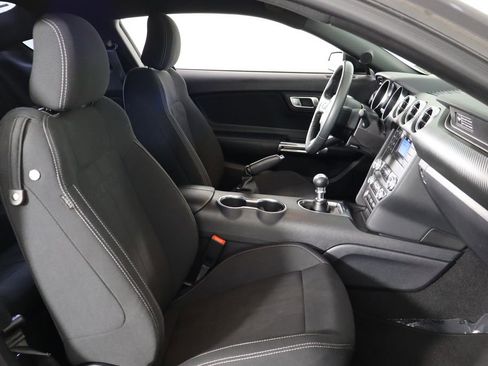 Used 2020 Ford Mustang Coupe RWD image 18