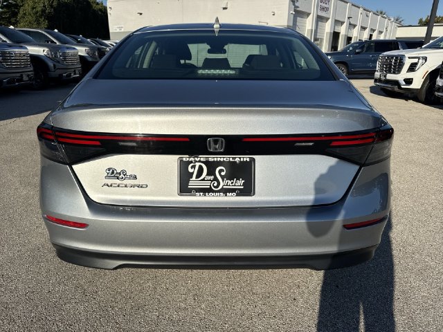 Used 2023 Honda Accord EX image 24