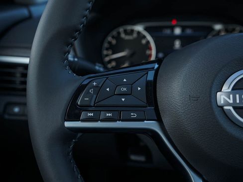 New 2025 Nissan Altima 2.5 SV w/ SV Premium Package image 19