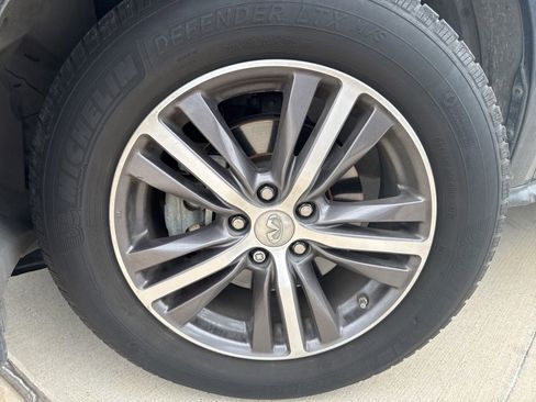 Used 2019 INFINITI QX60 Luxe w/ Essential Package FWD image 19