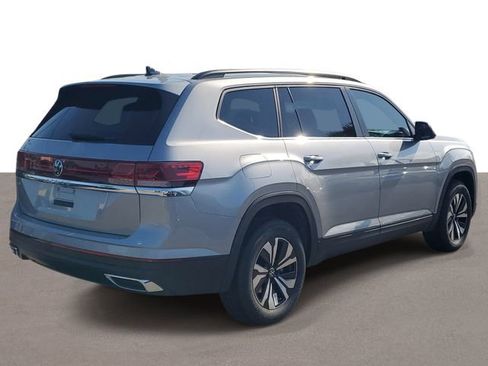 New 2026 Volkswagen Atlas SE FWD image 4