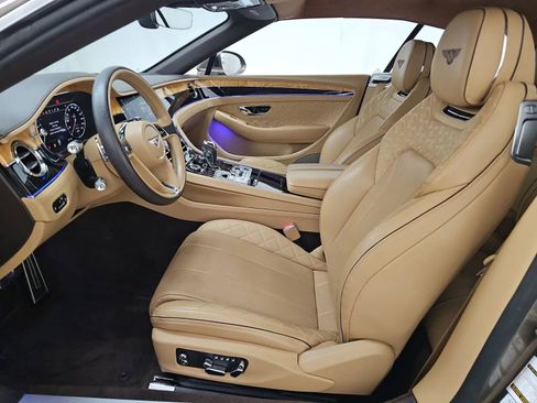 Used 2020 Bentley Continental GT image 2