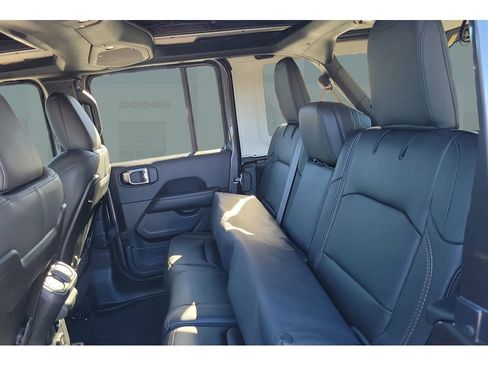 New 2025 Jeep Wrangler Unlimited Rubicon 392 image 16