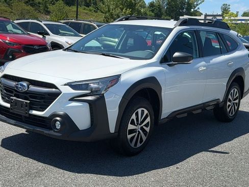 Certified 2024 Subaru Outback AWD/4WD image 3